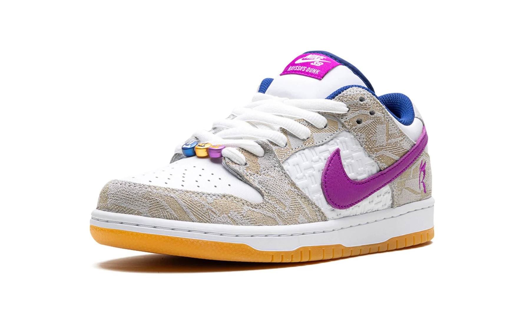 Nike SB Dunk Low "Rayssa Lea"