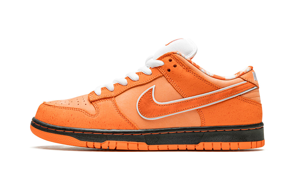 Nike SB Dunk Low "Orange Lobster - Special Box"