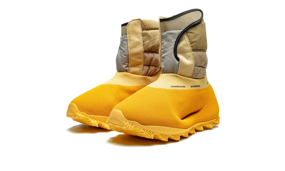Yeezy Knit Runner Boot "Sulfur"
