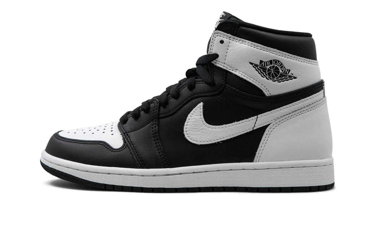 Air Jordan 1 High "Reverse Panda"