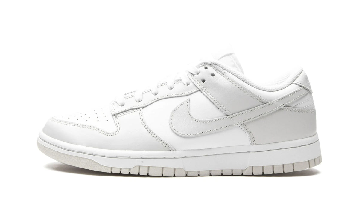 Nike Dunk Low WMNS "Photon Dust"