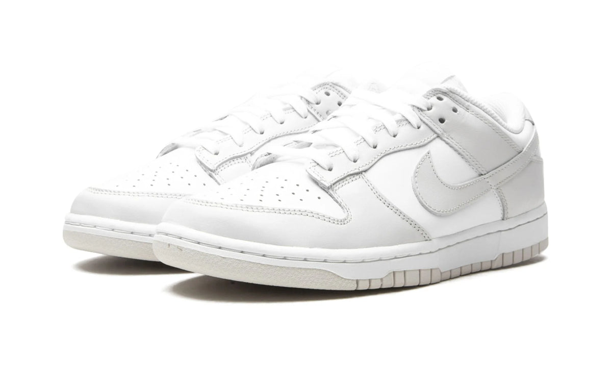 Nike Dunk Low WMNS "Photon Dust"