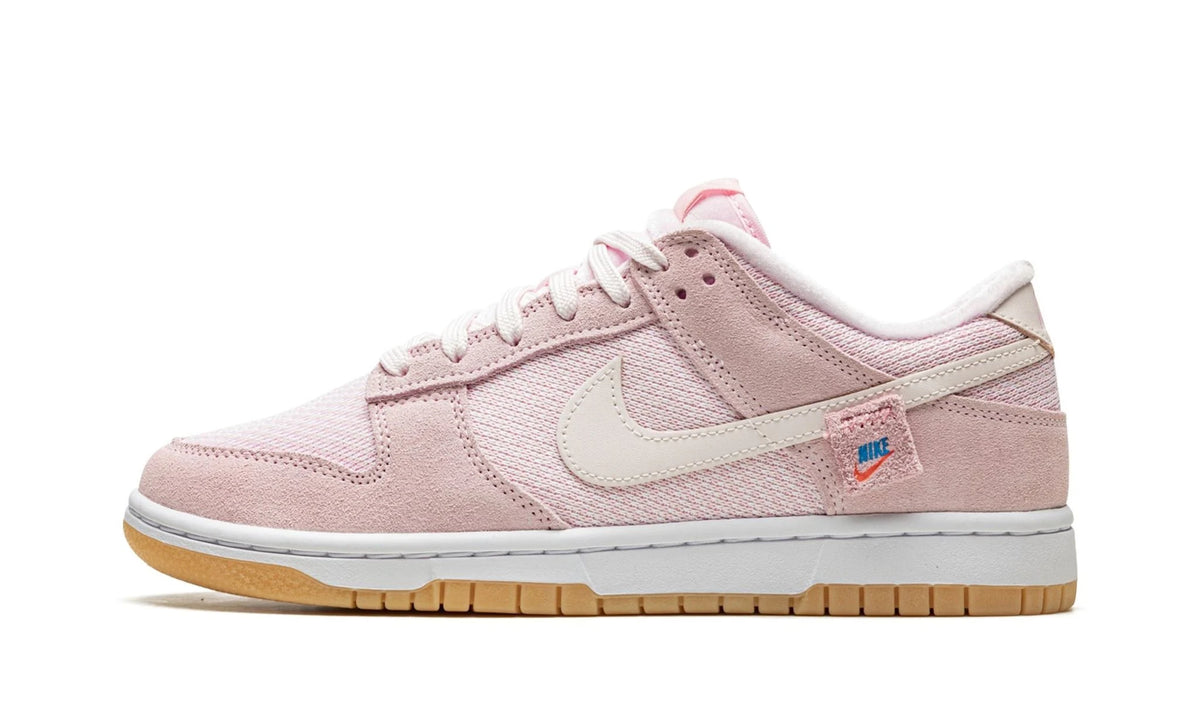 Nike Dunk Low WMNS SE "Teddy Bear"