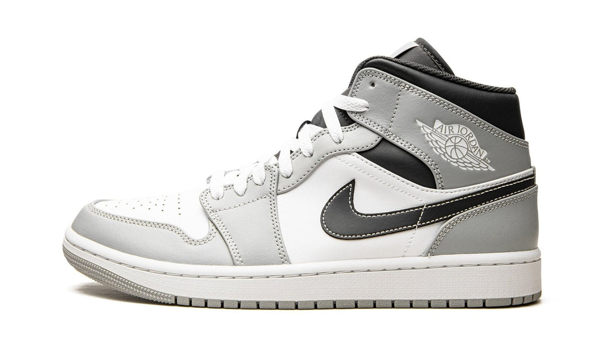 Air Jordan 1 Mid "Light Smoke Grey"