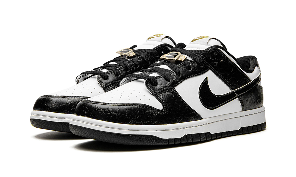Nike Dunk Low "Champs Black & White"