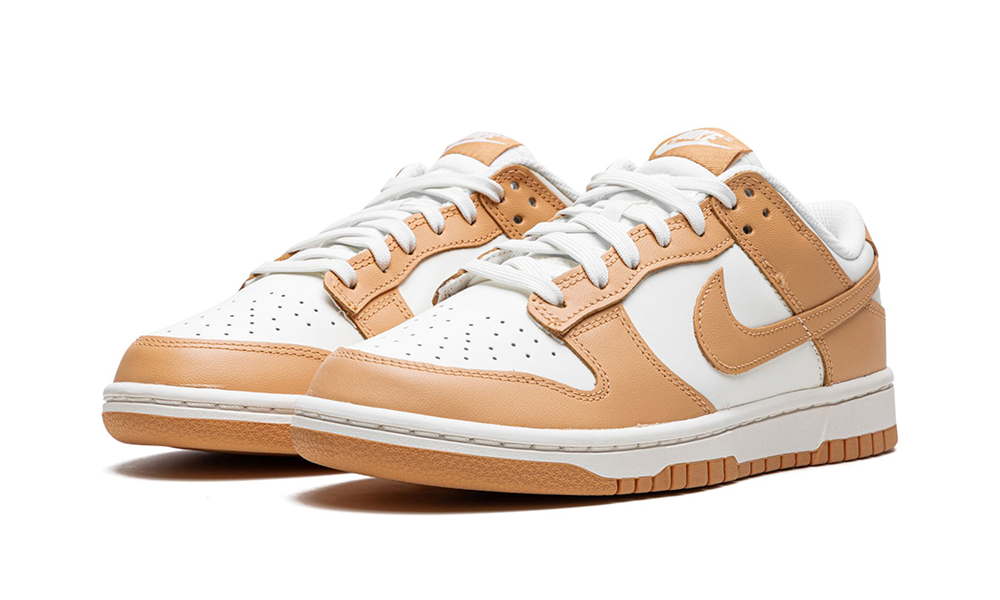 Nike WMNS Dunk Low "Harvest Moon"