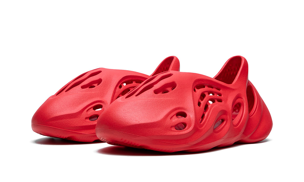 Yeezy Foam Runner "Vermillion"