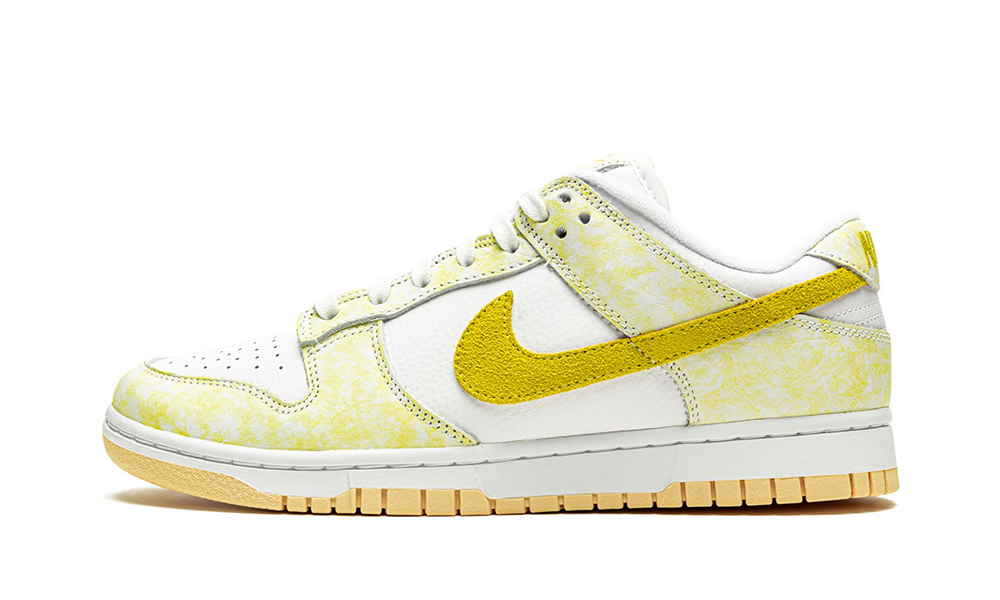 Nike Dunk Low WMNS "Yellow Strike"