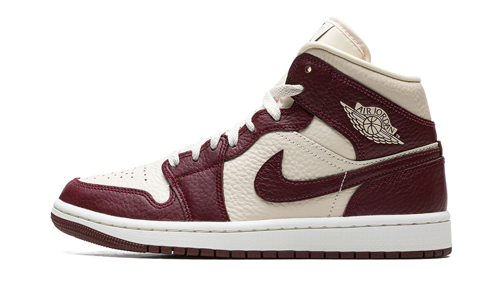 Air Jordan 1 Mid WMNS "Split Cherrywood Red"