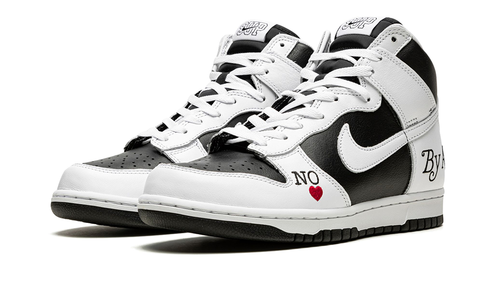 Nike SB Dunk High "Supreme - By Any Means - Black / White"