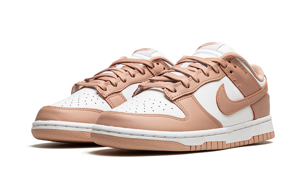 Nike Dunk Low WMNS "Rose Whisper"