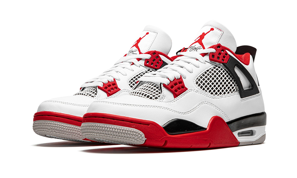 Air Jordan 4 "Fire Red 2020"