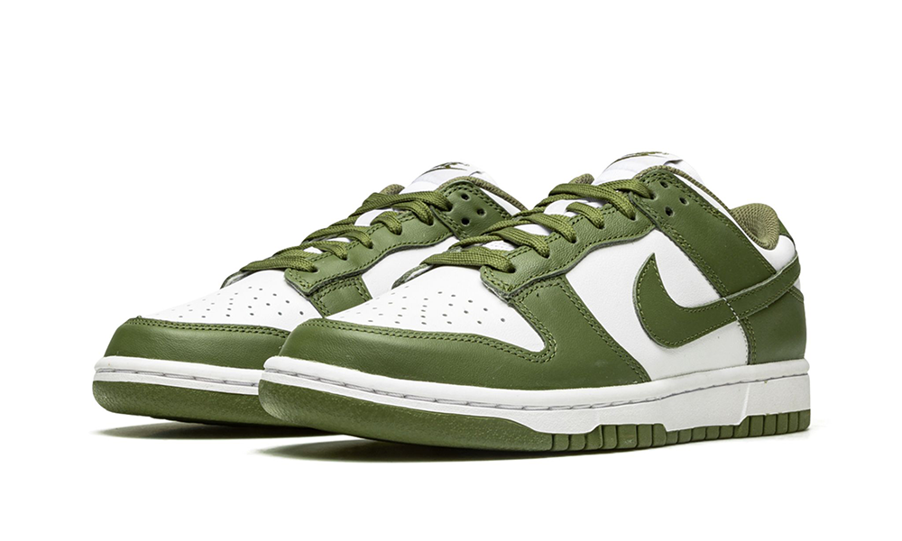 Nike Dunk Low WMNS "Medium Olive"