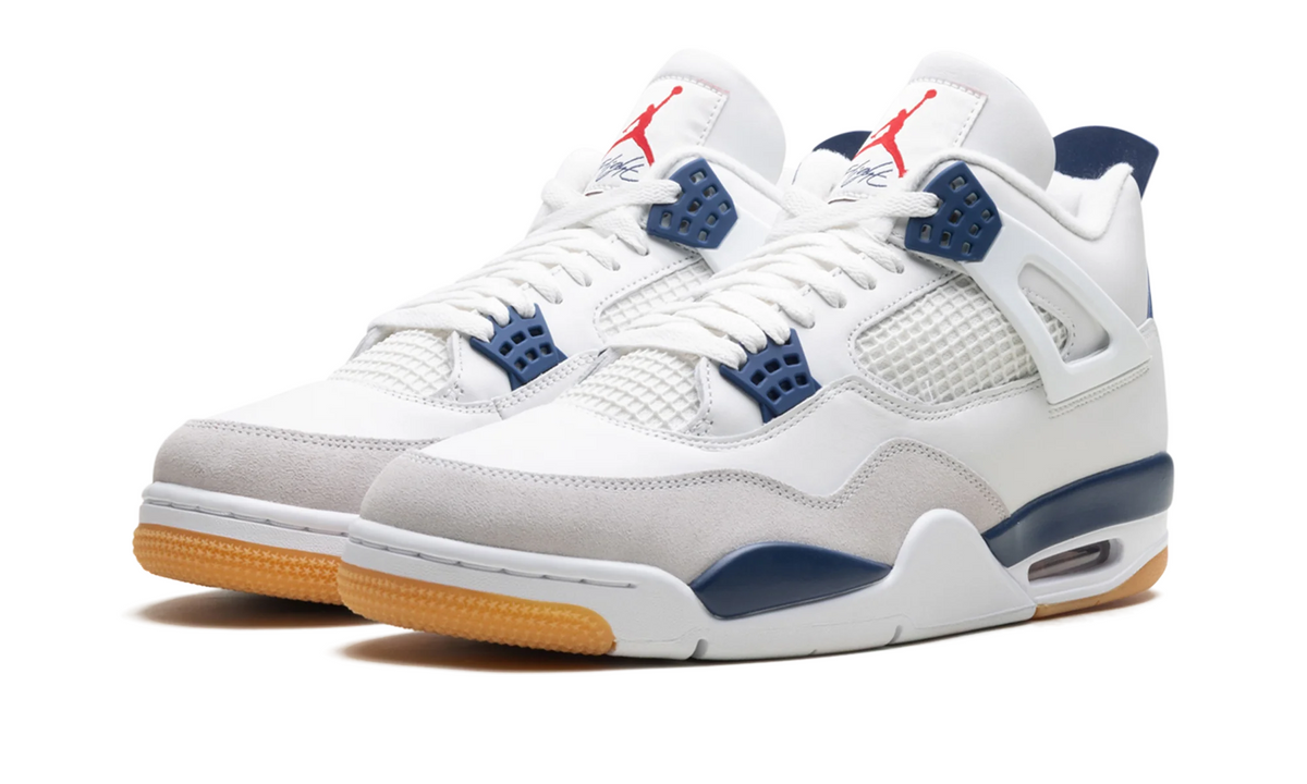 Air Jordan 4 Retro SB "Navy Blue"