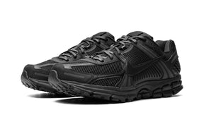 Nike Zoom Vomero 5 "Triple Black"