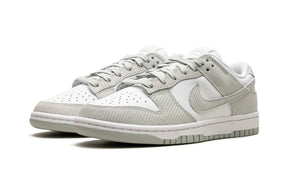 Nike Dunk Low WMNS “Corduroy”