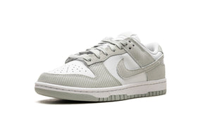 Nike Dunk Low WMNS “Corduroy”