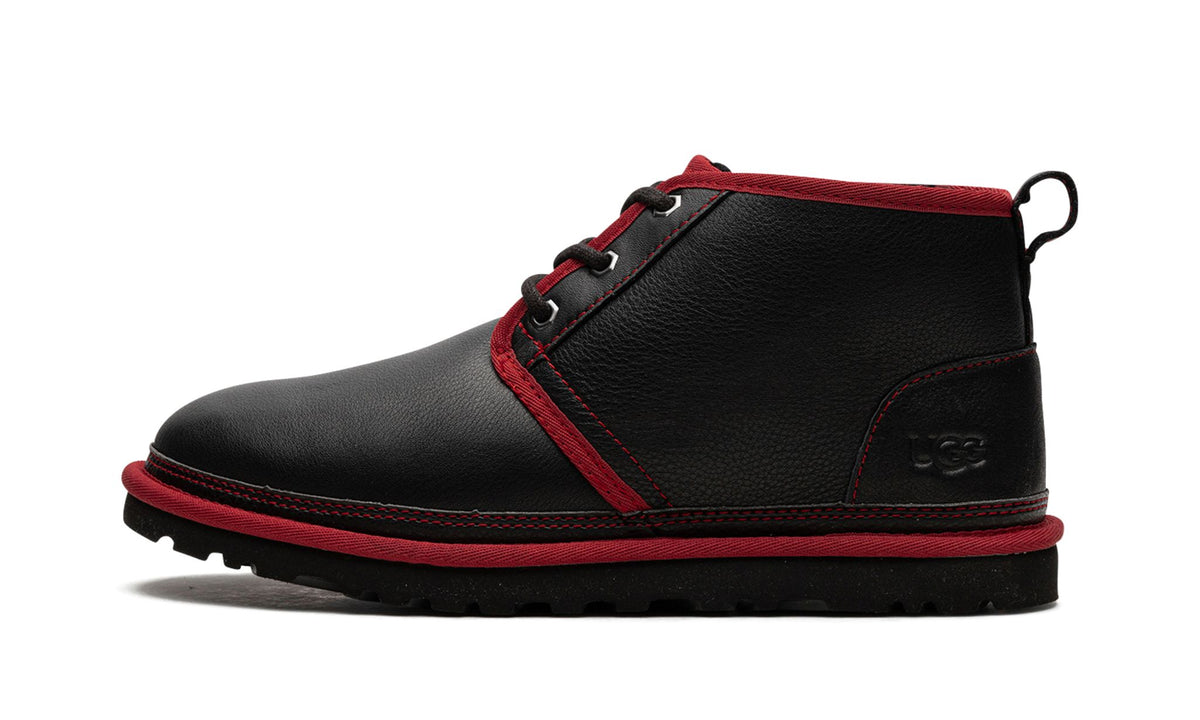UGG Neumel “Black - Red”