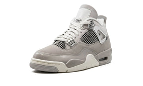 Air Jordan 4 WMNS “Frozen Moments”