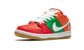 Nike SB Dunk Low "7 Eleven"