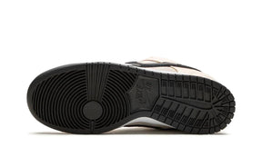 Nike SB Dunk Low "Albino & Preto - Jiu Jitsu" US 6