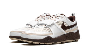 Nike Zoom Field x Travis Scott "Light Chocolate" US 12.5