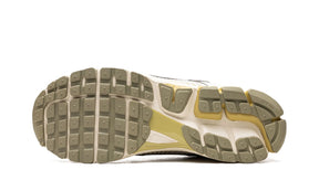Nike Zoom Vomero 5 "Light Bone Neutral Olive"