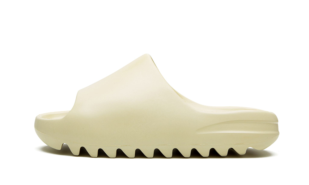 Yeezy Slide "Bone"