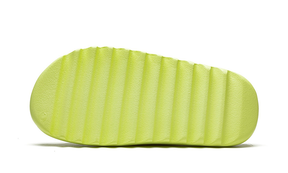 Yeezy Slide "Glow Green"