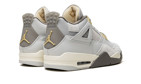 Air Jordan 4 "Photon Dust"