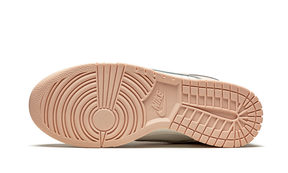Nike Dunk Low WMNS "Orange Pearl"