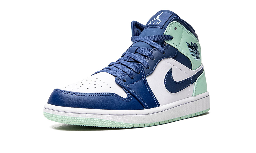 Air Jordan 1 Mid "Mystic Navy"