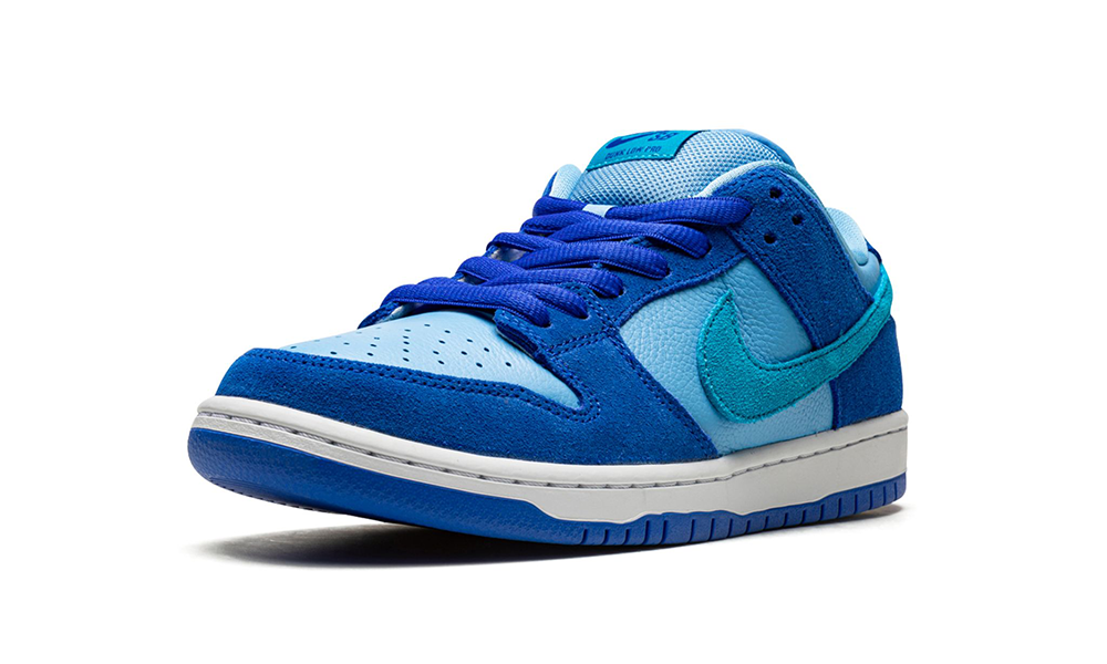 Nike SB Dunk Low "Blue Raspberry"