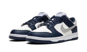 Nike Dunk Low "Midnight Navy"