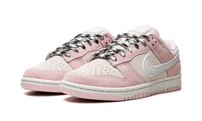 Nike Dunk Low WMNS LX "Pink Foam"